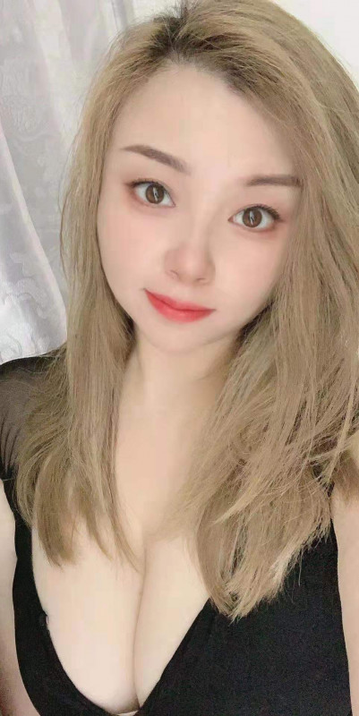 海珠昌岗偶遇少妇大胸